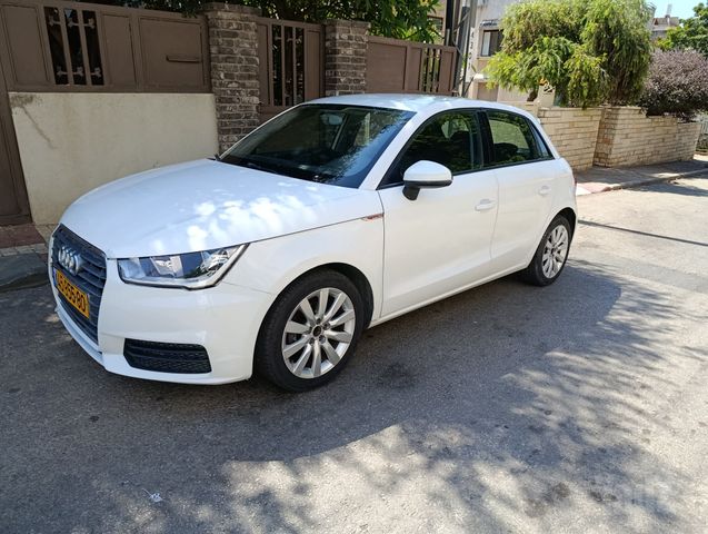 מודעת רכב אאודי A1