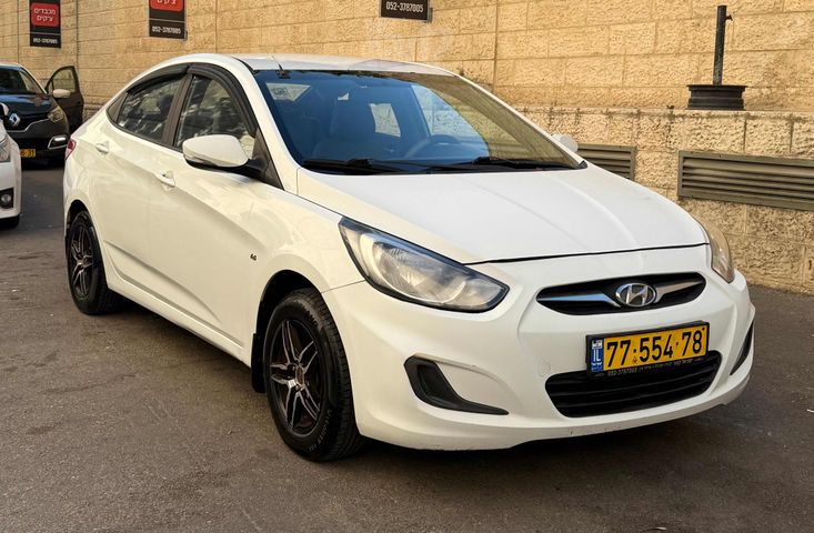 יונדאי אקסנט i25