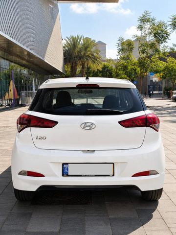 יונדאי i20