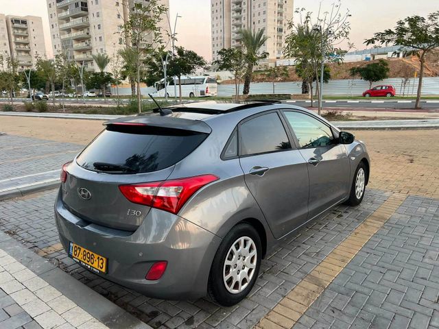 יונדאי i30