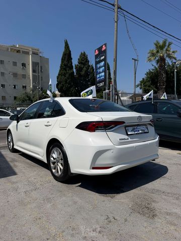 מודעת רכב טויוטה קורולה 2
