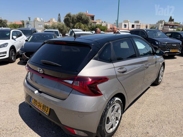 יונדאי i20