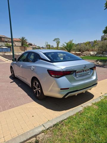 ניסאן סנטרה