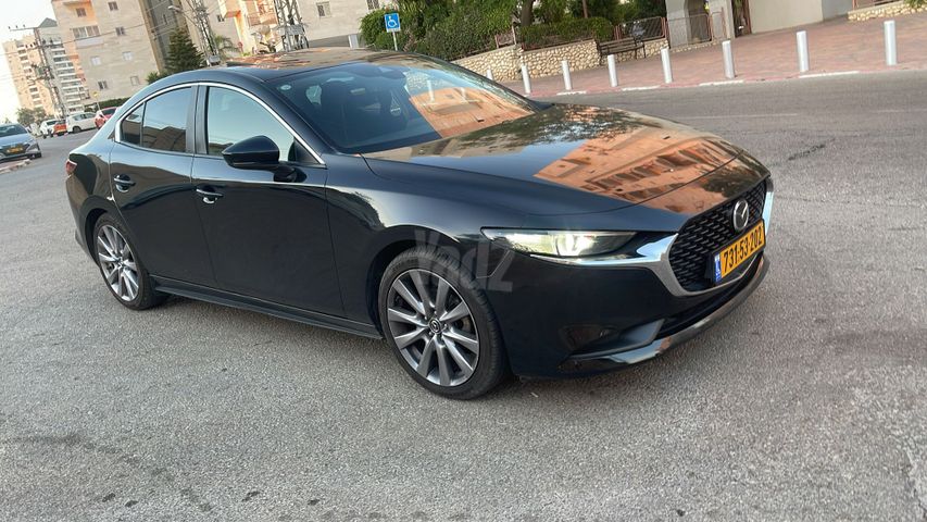 מאזדה 3