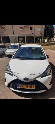 מודעת רכב טויוטה יאריס