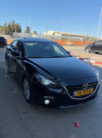 מודעת רכב מאזדה 3