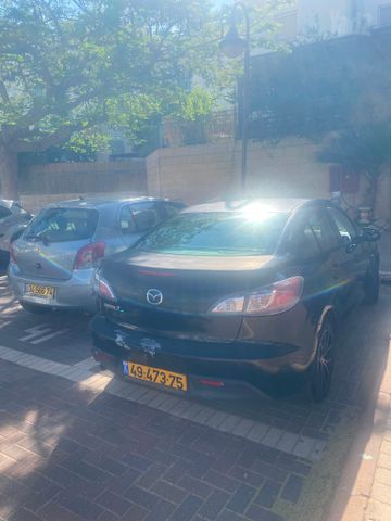 מאזדה 3