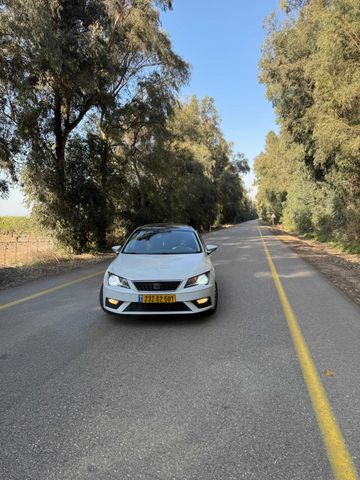 סיאט לאון