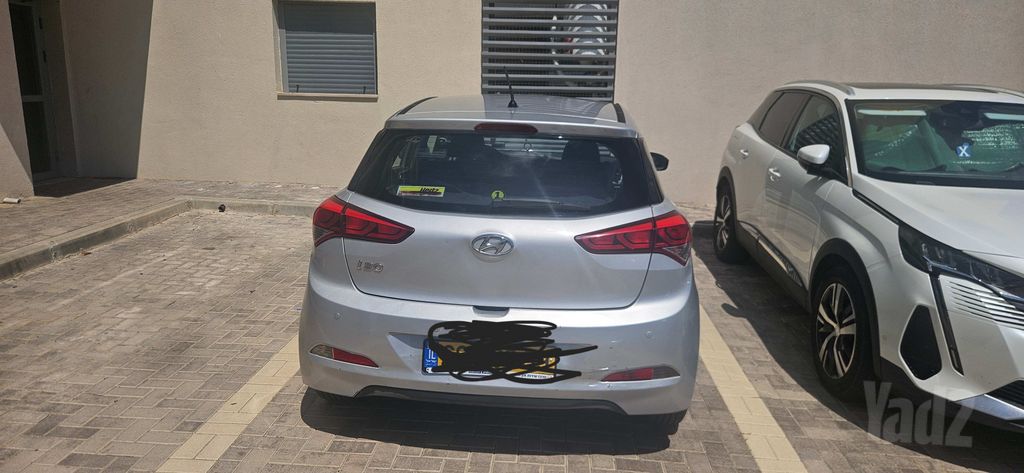 יונדאי i20