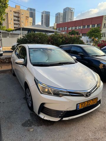 טויוטה קורולה