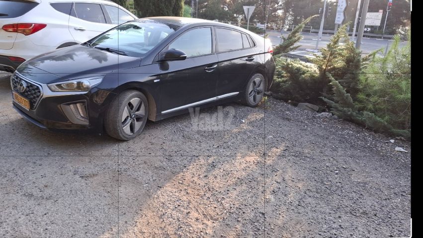 מודעת רכב יונדאי איוניק