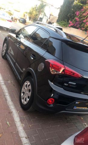 יונדאי I20 קרוס