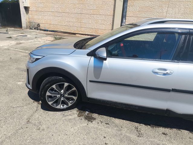 קיה סטוניק