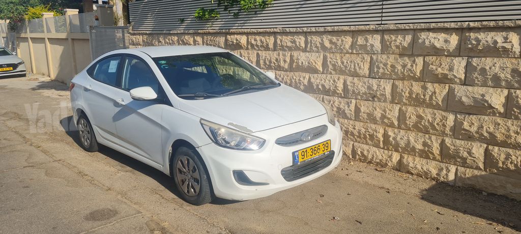 יונדאי אקסנט i25