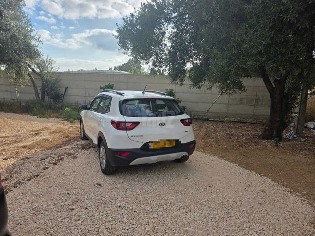 מודעת רכב קיה סטוניק