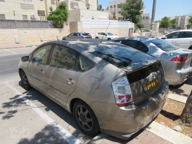 מודעת רכב טויוטה פריוס
