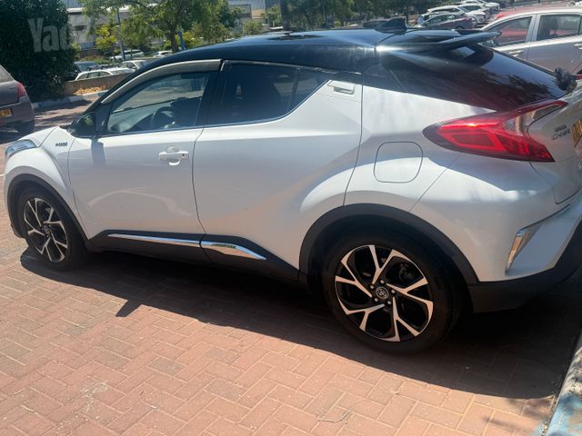 טויוטה C-HR