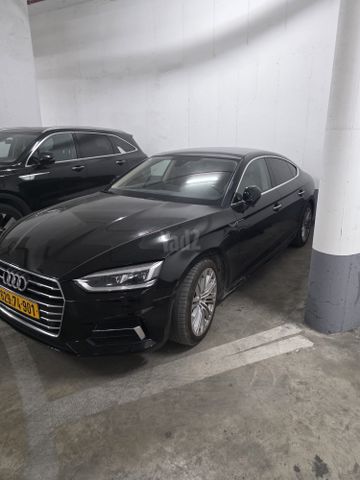 אאודי A5