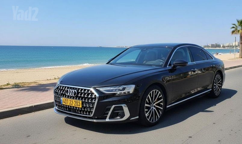אאודי A8
