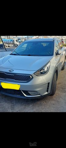 קיה נירו