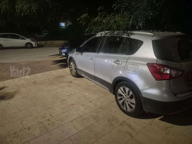 מודעת רכב סוזוקי קרוסאובר