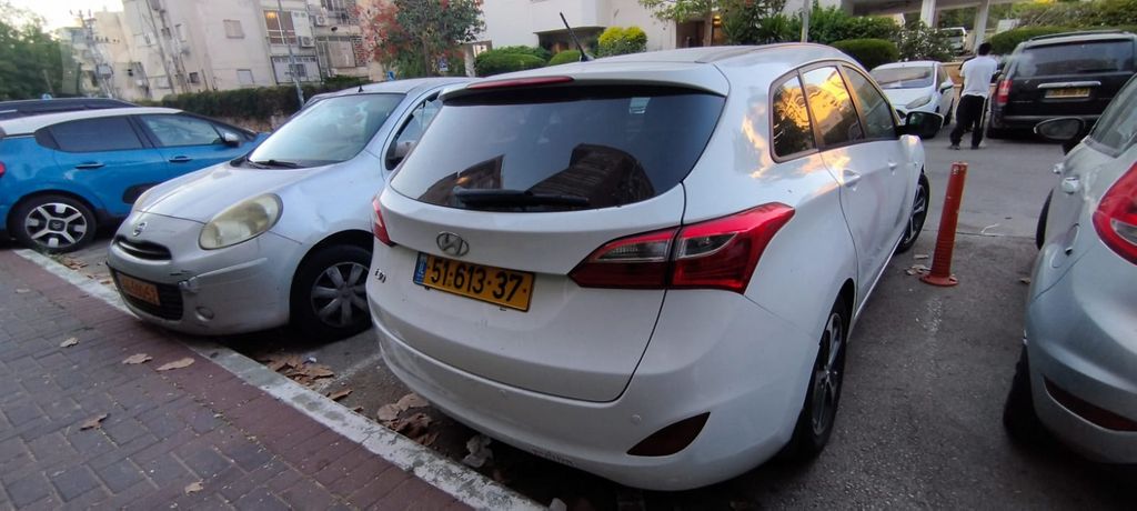 יונדאי i30