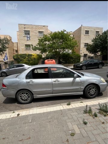 מיצובישי לנסר