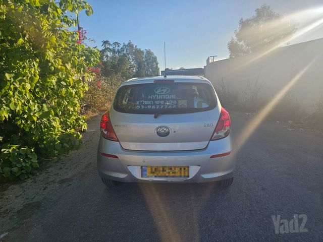 יונדאי i20