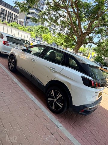 פיג'ו 3008