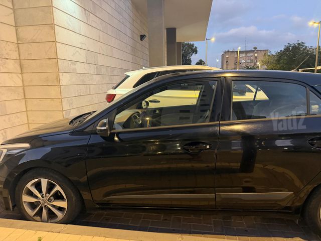 יונדאי i20