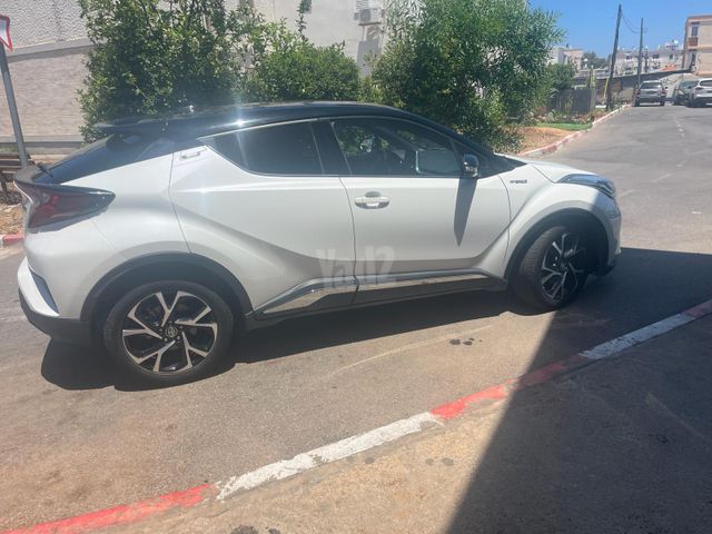 טויוטה C-HR