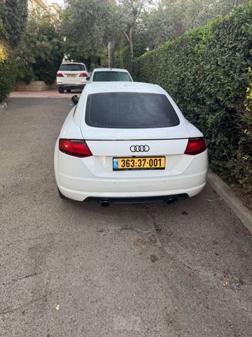 אאודי TT