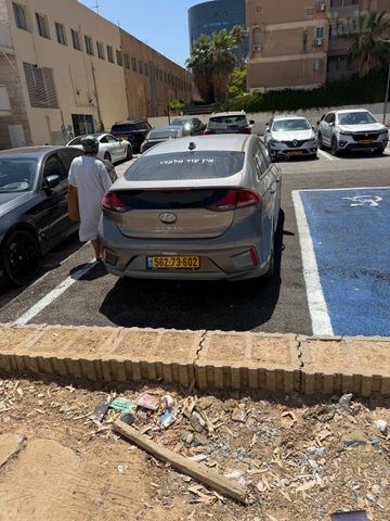 יונדאי איוניק