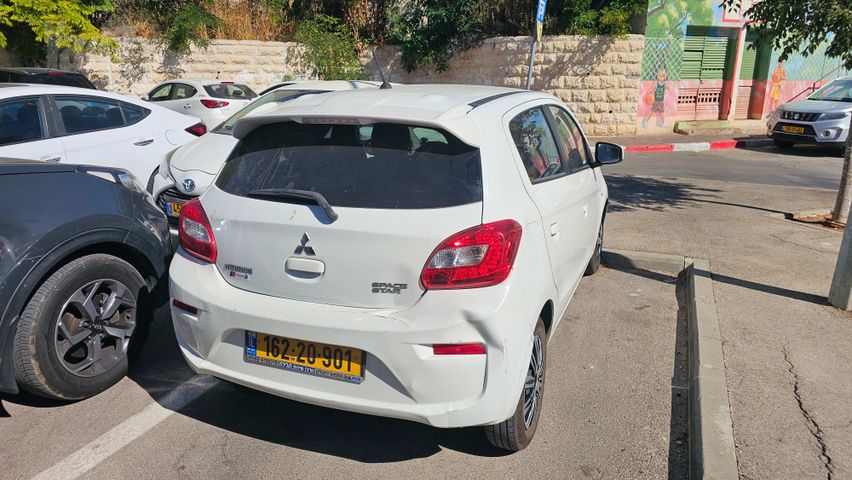 מיצובישי ספייס סטאר