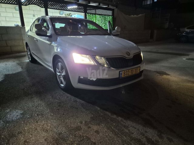 סקודה אוקטביה