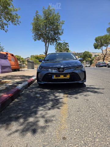 טויוטה קורולה