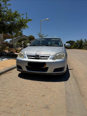 טויוטה קורולה
