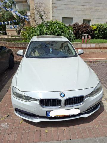 מודעת רכב ב מ וו סדרה 3