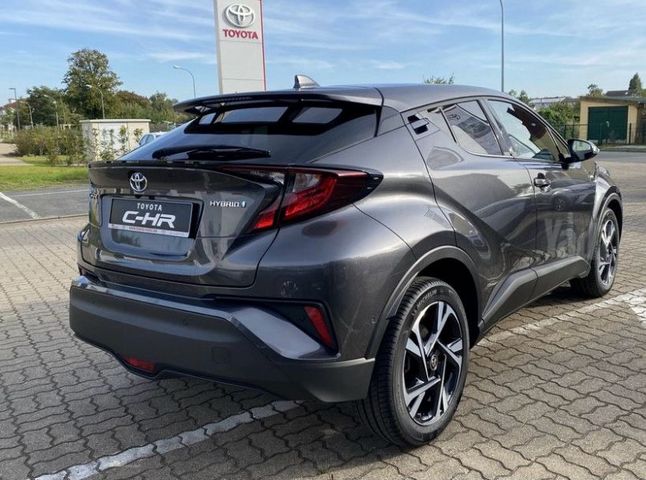 מודעת רכב טויוטה C-HR