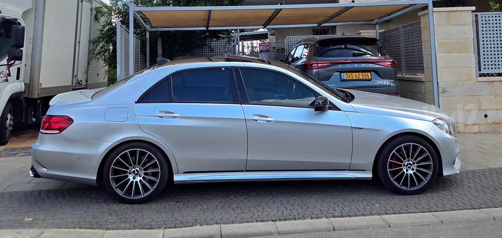 מרצדס-בנץ E-class