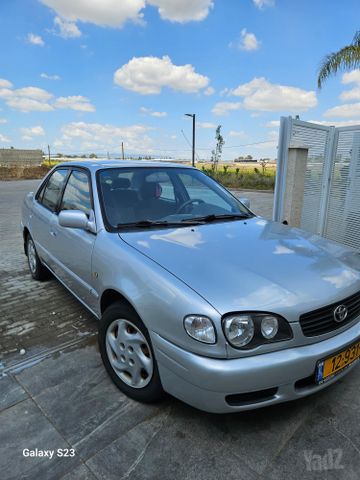 מודעת רכב טויוטה קורולה