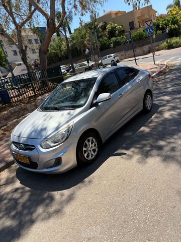 יונדאי אקסנט i25