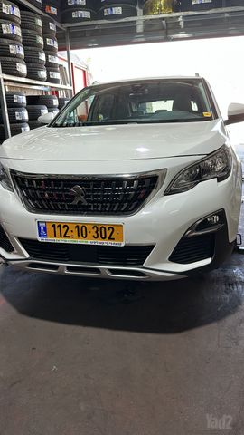 פיג'ו 3008