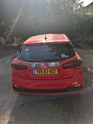 יונדאי i20