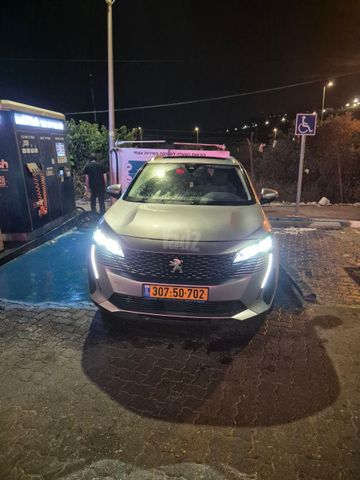 פיג'ו 3008