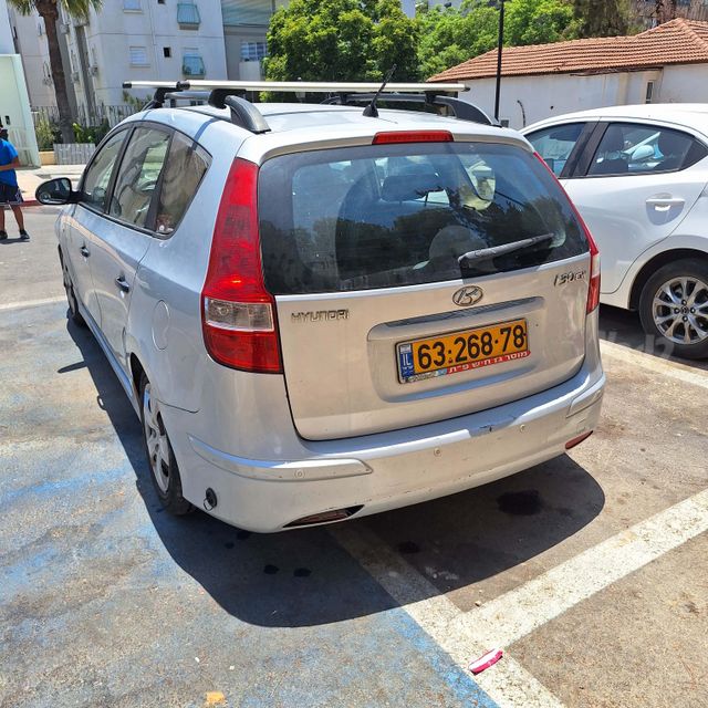 יונדאי i30