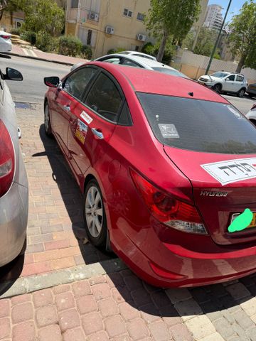 יונדאי אקסנט i25