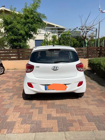 יונדאי i10