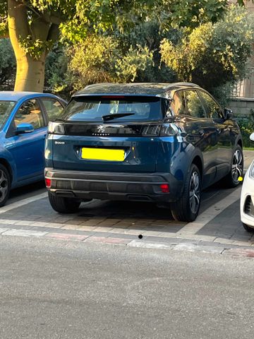 מודעת רכב פיג'ו 3008
