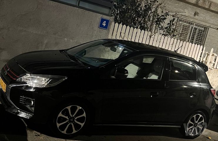 מיצובישי ספייס סטאר